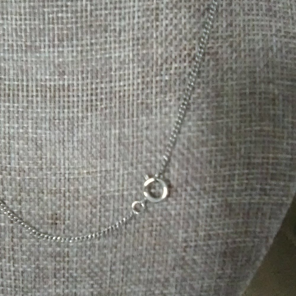 5 Rhinestone Necklace - Picture 3 of 5